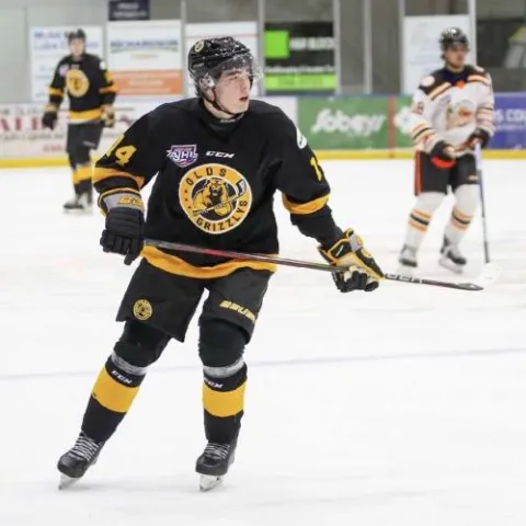 Brayden Schwartz