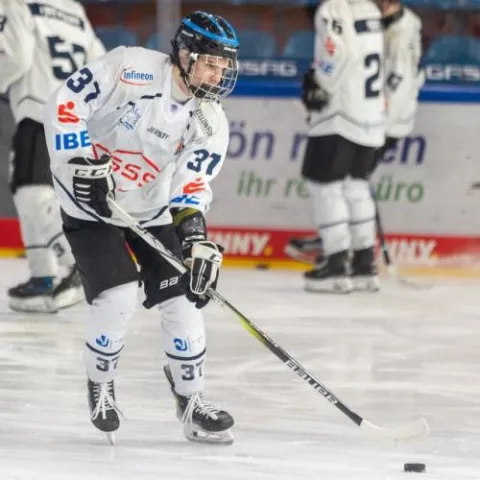 Niklavs Lauzums