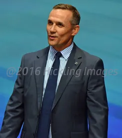 Steve Yzerman